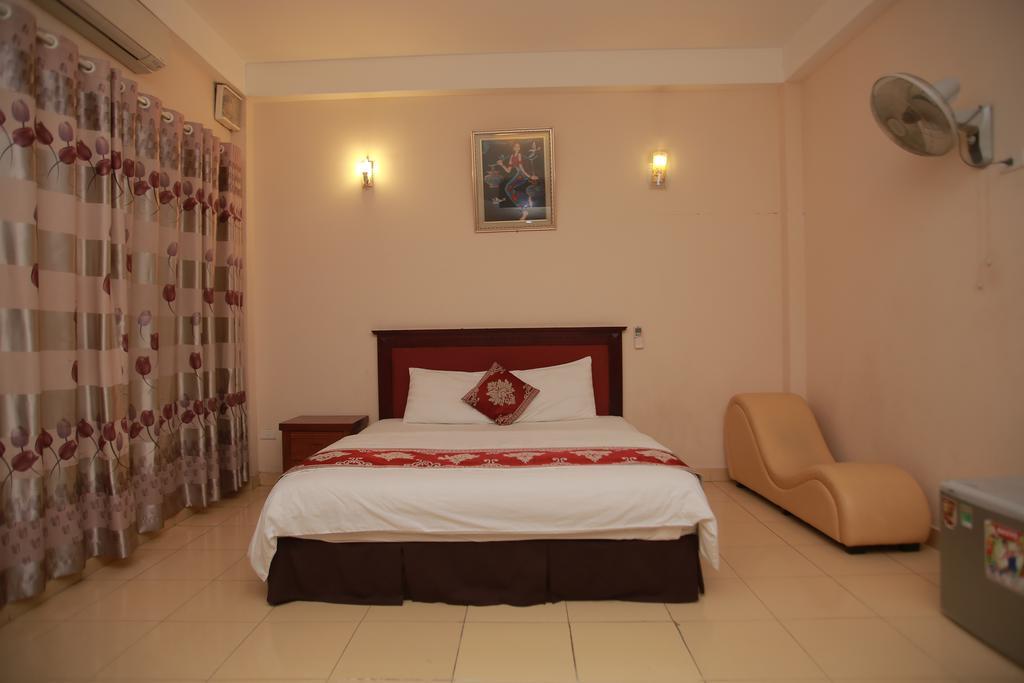 Nhat Minh Guesthouse Hanoi Exterior photo